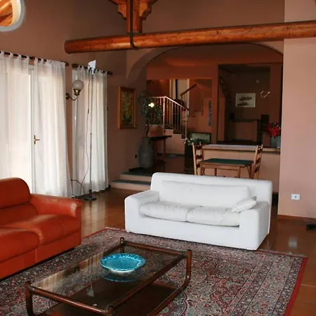 Ofelia, Between The Lake And The Ski Slopes Villa