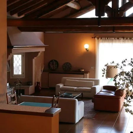 Ofelia, Between The Lake And The Ski Slopes Villa